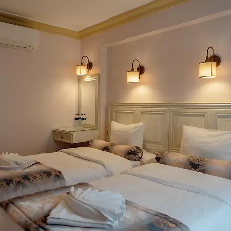 Agora Hostel *